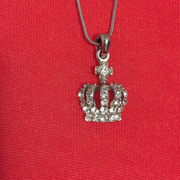 Crown Necklace - Picture 1 of 3